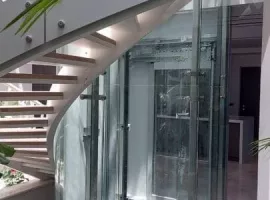 Υδραυλικός πανοραμικός ανελκυστήρας KLEEMANN σε μονοκατοικία στην Κηφισιά